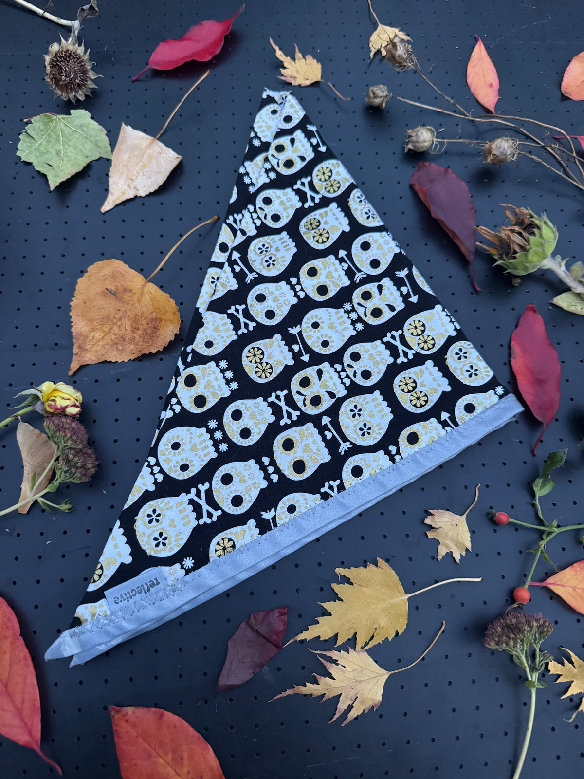 Skulls L Reflective Bandana