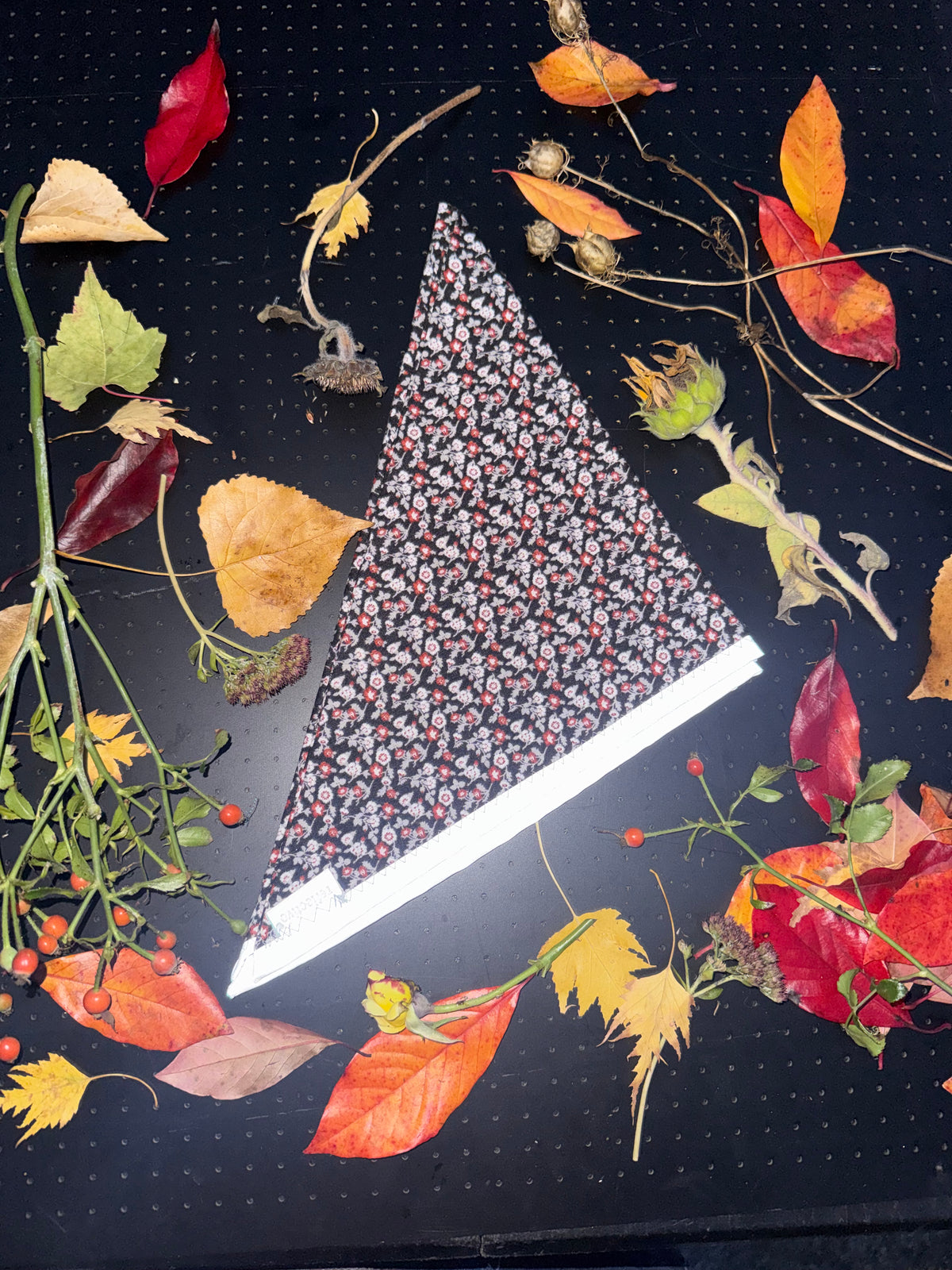 Black, white and red floral L Reflective Bandana