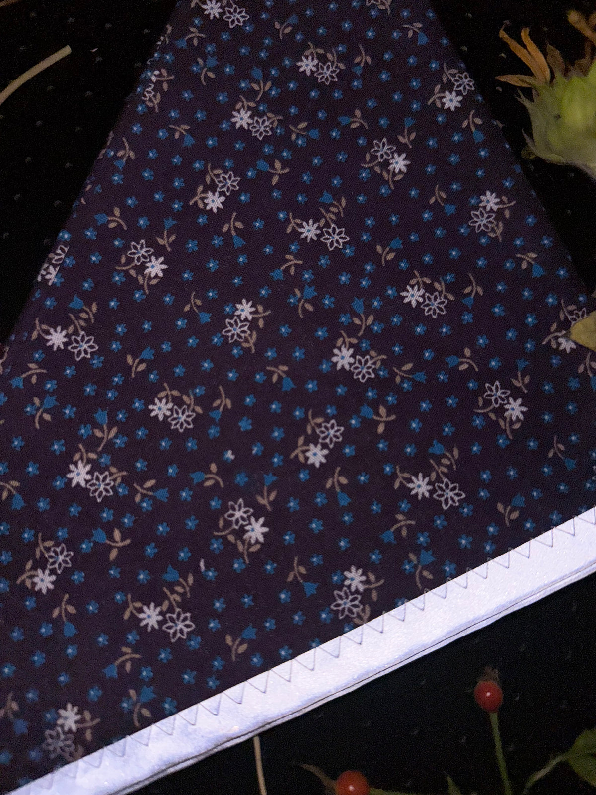 Purple floral L Reflective Bandana