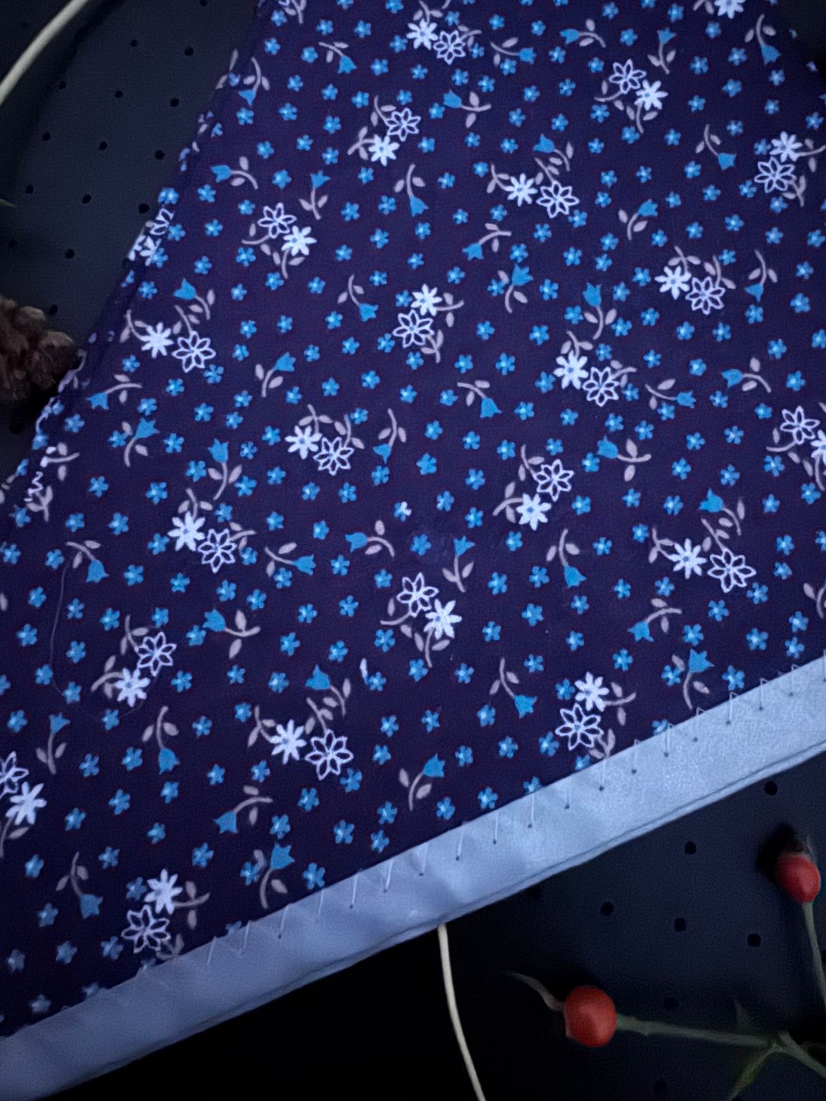 Purple floral L Reflective Bandana
