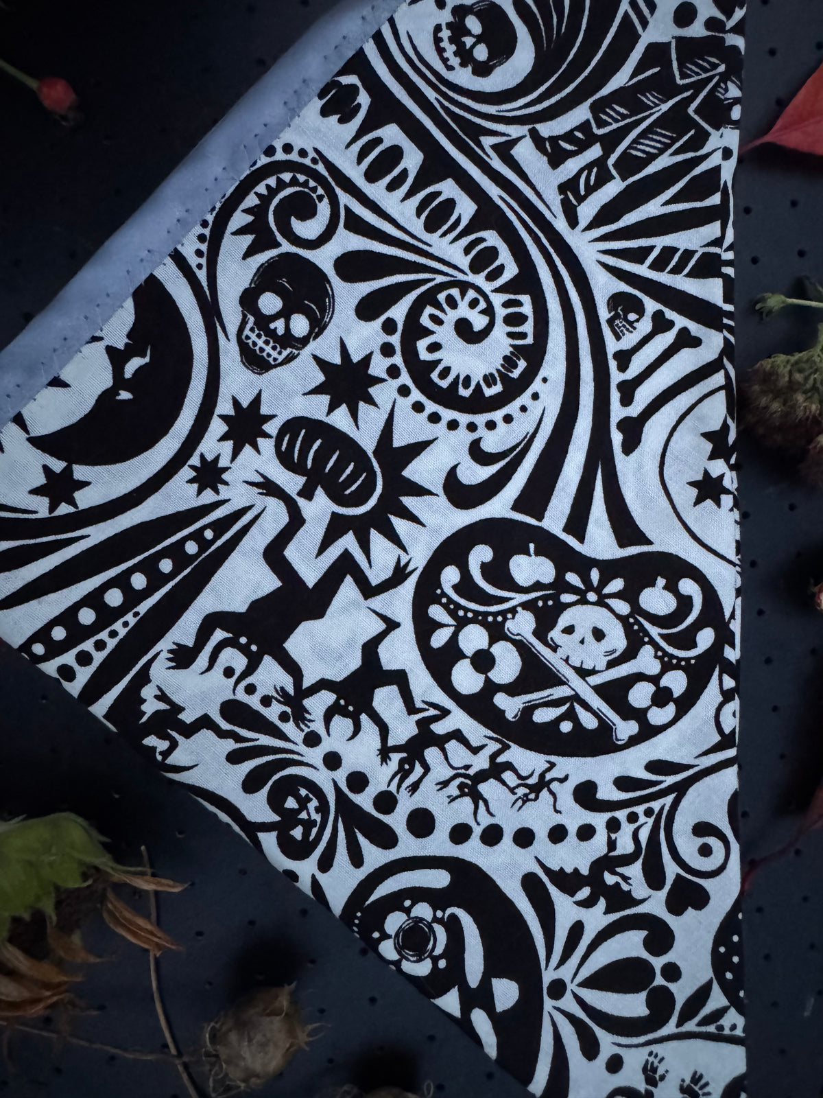 Black and white Halloweeny L Reflective Bandana
