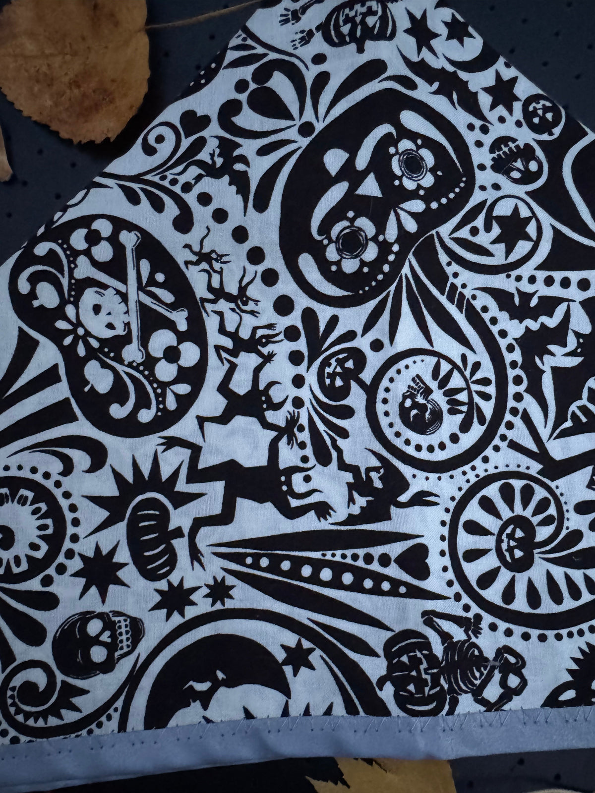 Black and white Halloweeny L Reflective Bandana
