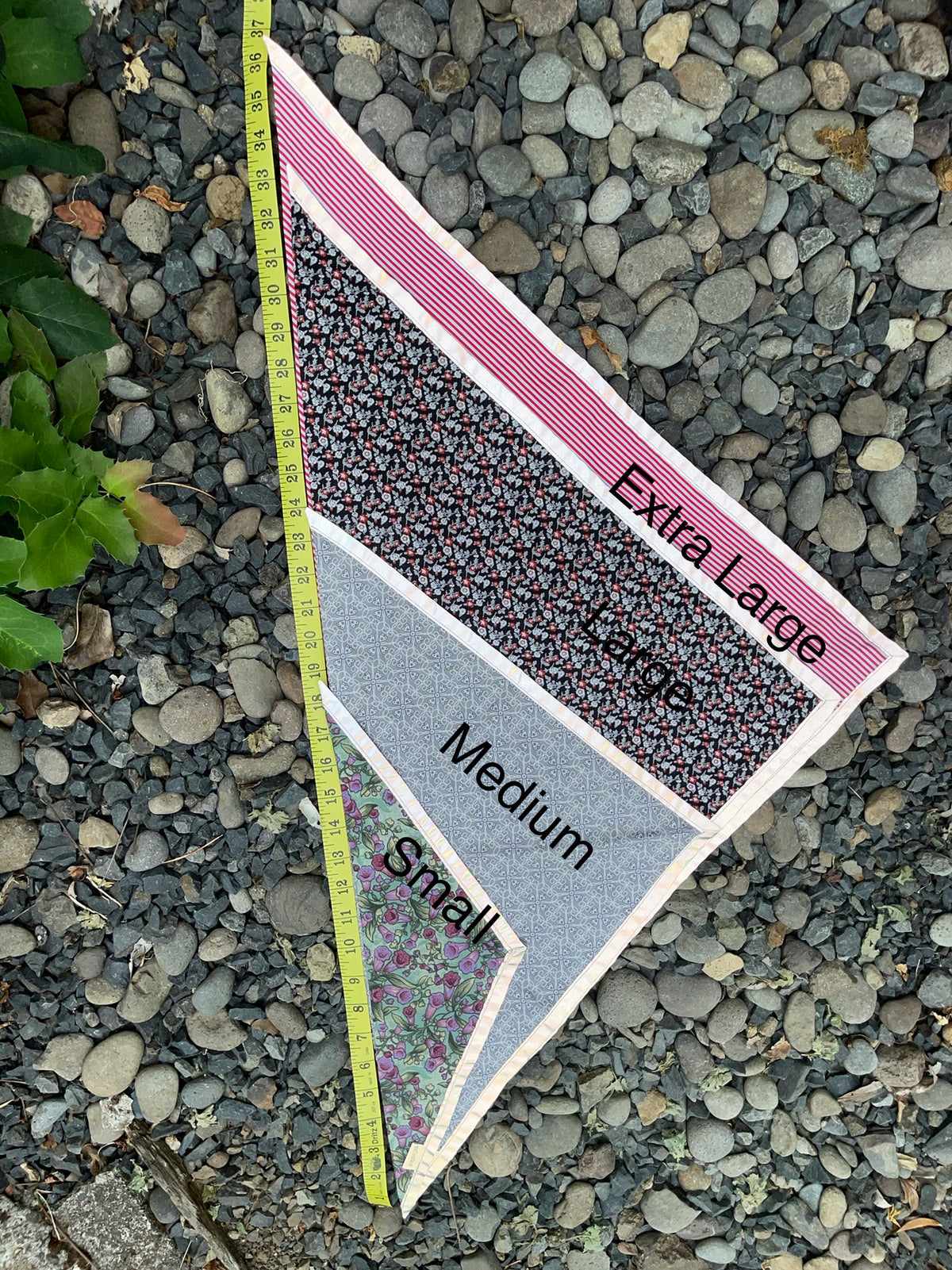 L dotted rainbow reflective bandana image 3